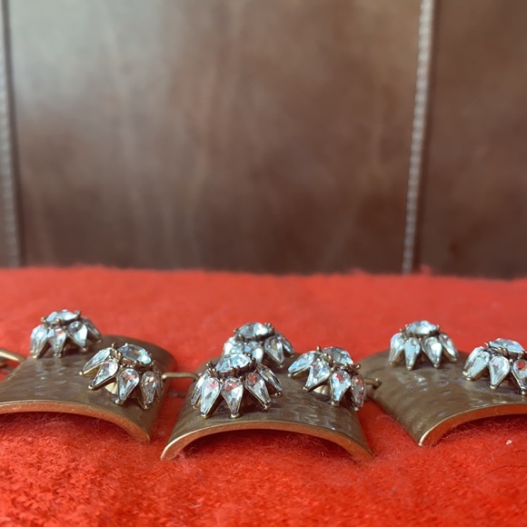 JCrew flower shield necklace - Picture 4 of 5